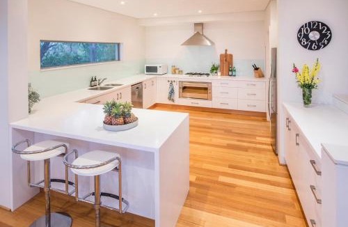 Dunsborough House | Calm Waters