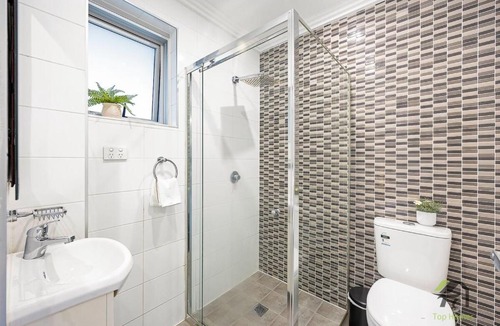 Camperdown Apartment | Camperdown Spacious Apartment