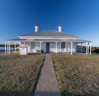 Portland West House | Cape Nelson Lighthouse