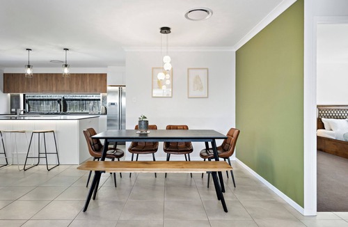 Mango Hill House | Capestone Cove - Spacious Modern Home - Mango Hill