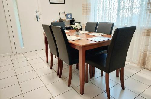 Broken Hill House | Capon Cottage