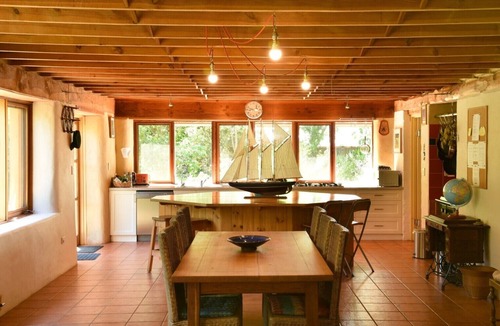 Stanley House | Casa Abierta - perfect for groups & families
