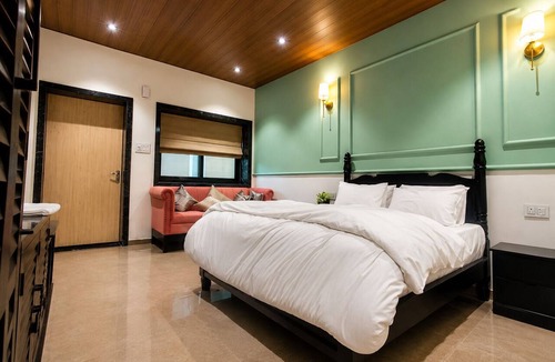 Abu Road Resort | Casa Aura Resort Mount Abu
