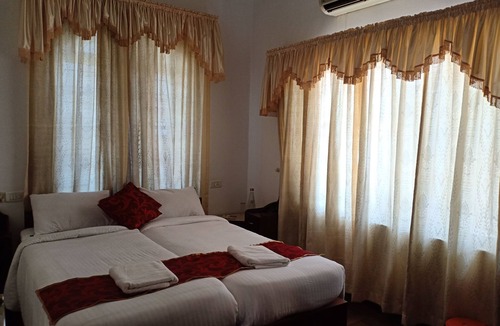 Kochi Hotel | Casa de fore " a non- hotel Hotel"