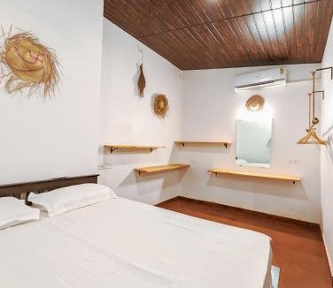 Vagator House | Casa de Samantha