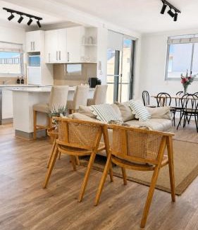 Cronulla Apartment | Casa Del'Mare Cronulla Beachfront w Ocean Views