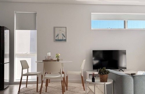 Shell Cove Apartment | Casa Lumi Walk to Marina & Beach