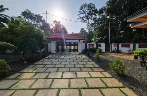 Aryad South Villa | Casa Luminaria