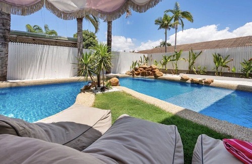 West End Apartment | Casa Ubera Pool Villa