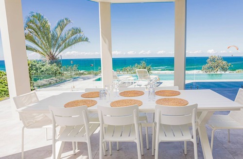 Castaways Beach House | Castaways Beach Escape - 6 Bedroom