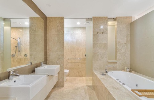 Casuarina Apartment | Casuarina Drift - Stylish Santai Studio by uHoliday