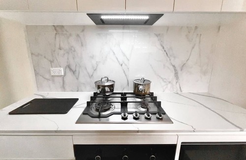 Potts Point House | Central 4 BDRM Terrace with Office