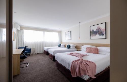 Orange Hotel | Central Caleula Motor Lodge
