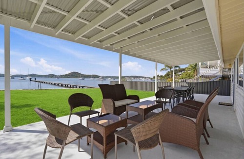 Koolewong House | Central Coast Waterfront | 2BR + Jetty Access
