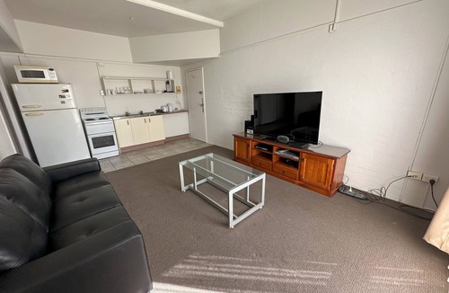 Grafton Apartment | Central Ground Floor Apartment