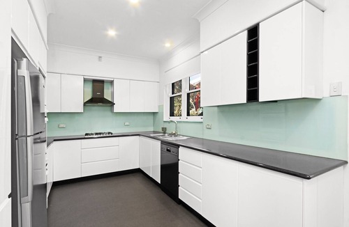 Randwick House | CENTRALLY CENTENNIAL- Beautiful Centennial Park at your doorstep