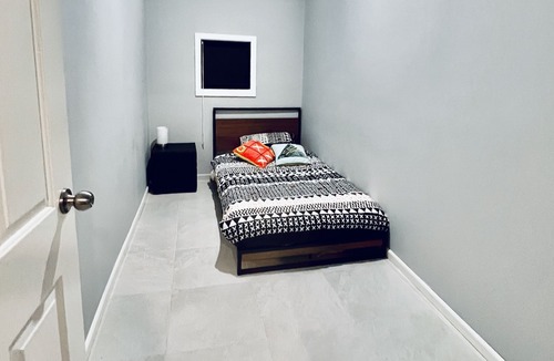 Wellington House | Centrally located charming home away from home
