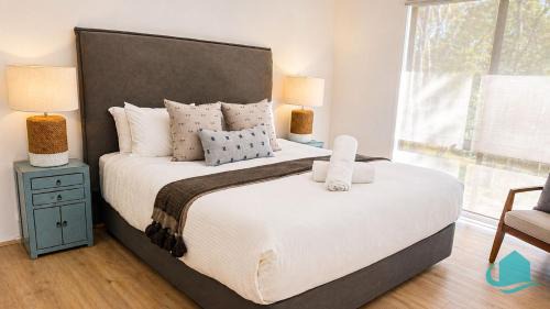 Bonnells Bay House | Charlottes Rhapsody