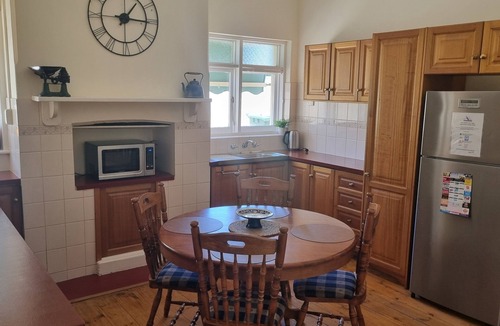 Moonta Cottage | Charming 100yr old cottage in the heart of Moonta