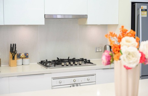Redfern Apartment | Charming 2-bedroom apartment in Redfern with Pool & Gym