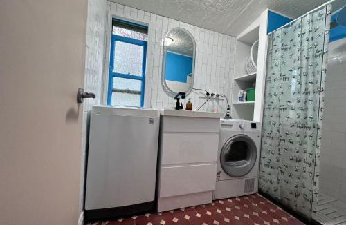 Croydon House | Charming1886