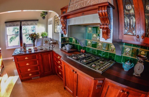 Katoomba House | Chatelaine - Art Deco luxury entwined with Hollywood Regency
