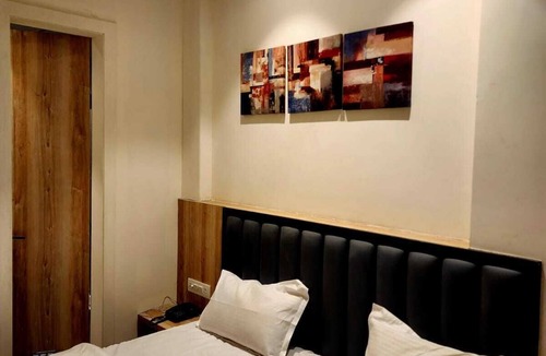 Greater Noida Hotel | CHERRY TREE