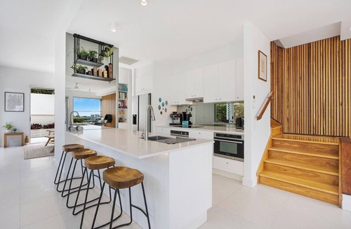 Sunrise Beach Apartment | Chic Beachside Abode, Sunrise Beach