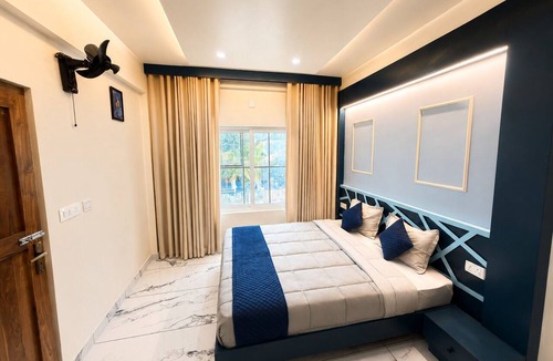 Vayittiri Hotel | Cielo Residency