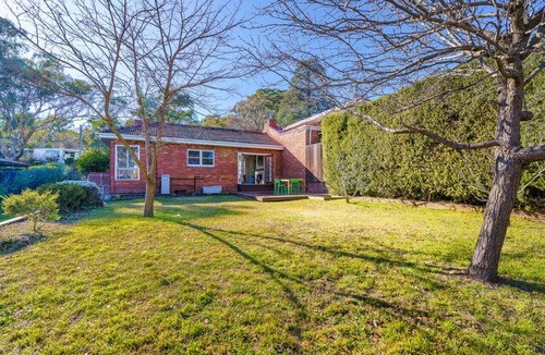 Ainslie Apartment | Classic 2BR with Modern Touch and Garden