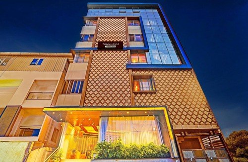 Domlur House | Classic Indiranagar Leela Park Domlur