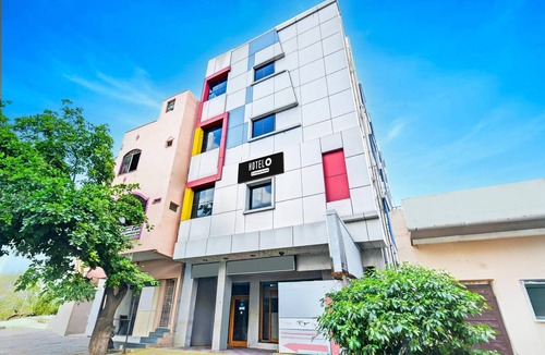 Kurnool House | Classic Nagamayuri Grand