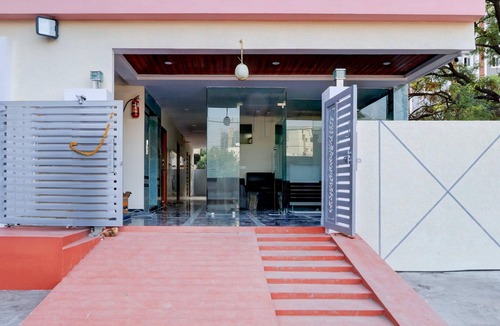 Nanakram Guda House | Classic Sri Balaji Grand