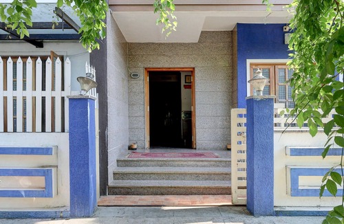 Gokulam House | Classic The Olive Shine