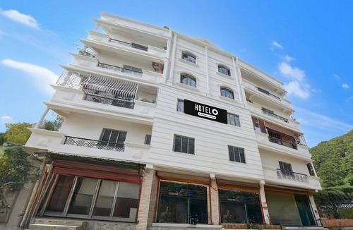 Shibpur House | Classic With Balcony Shibpur Tram Depot