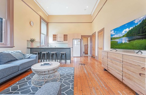 Echuca Hotel | Clocktower Suites