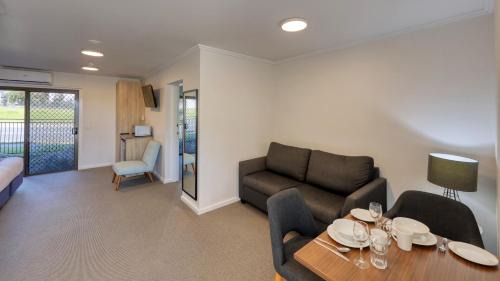 Maclean Hotel | Club Maclean Motel