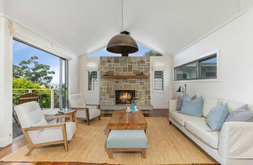 Hyams Beach House | Coast at Hyams Beach