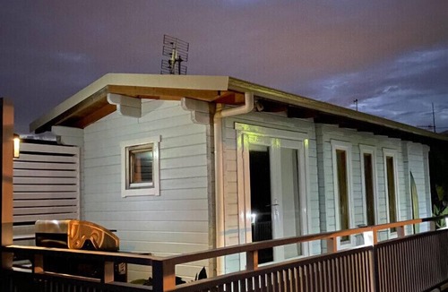 Killarney Vale Cabin | Coastal breeze hideaway , your little home away from home.