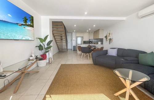 Batemans Bay Apartment | Coastal Chic in Batemans Bay – Your Perfect Escape