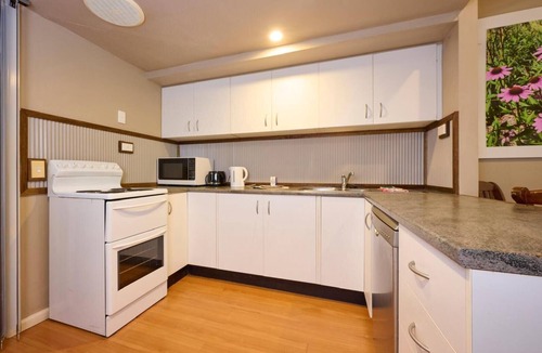 Coffs Harbour Apartment | Coastal Haven Studio Near Golf Course