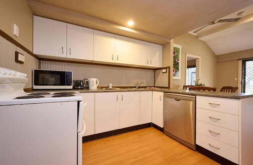 Coffs Harbour Apartment | Coastal Haven Studio Near Golf Course