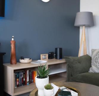 St Kilda West Apartment | Coastal St Kilda Studio Free - Parking & Wifi
