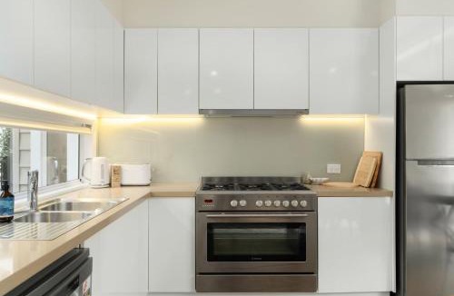 Huskisson House | Coastal Trio-Topaz Villa 2