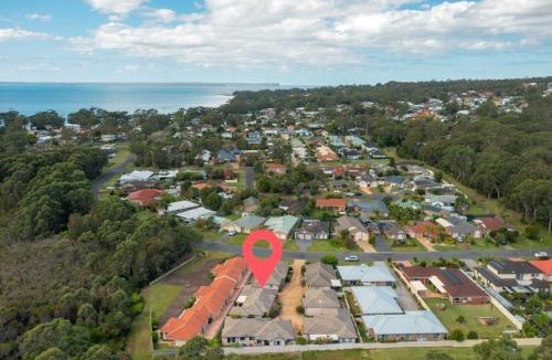 Vincentia Villa | Coastal Villa by Experience Jervis Bay