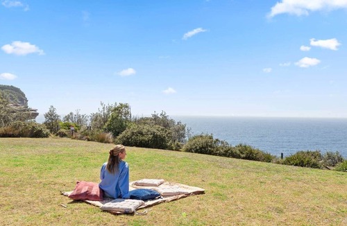 Vaucluse Apartment | Coastal Walk Apt with Parking