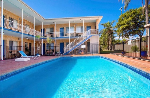 Sawtell Apartment | Coasters 2 - steps from historic downtown Sawtell