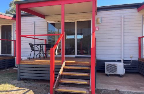 Cobar Hotel | Cobar Caravan Park