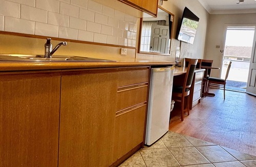 Raymond Terrace Hotel | Colonial Terrace Motor Inn