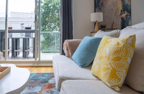 Footscray Apartment | Comfortable Loft Living in Footscray